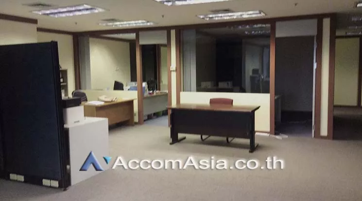 Split-type Air | Richmond Building Sukhumvit 26 Office